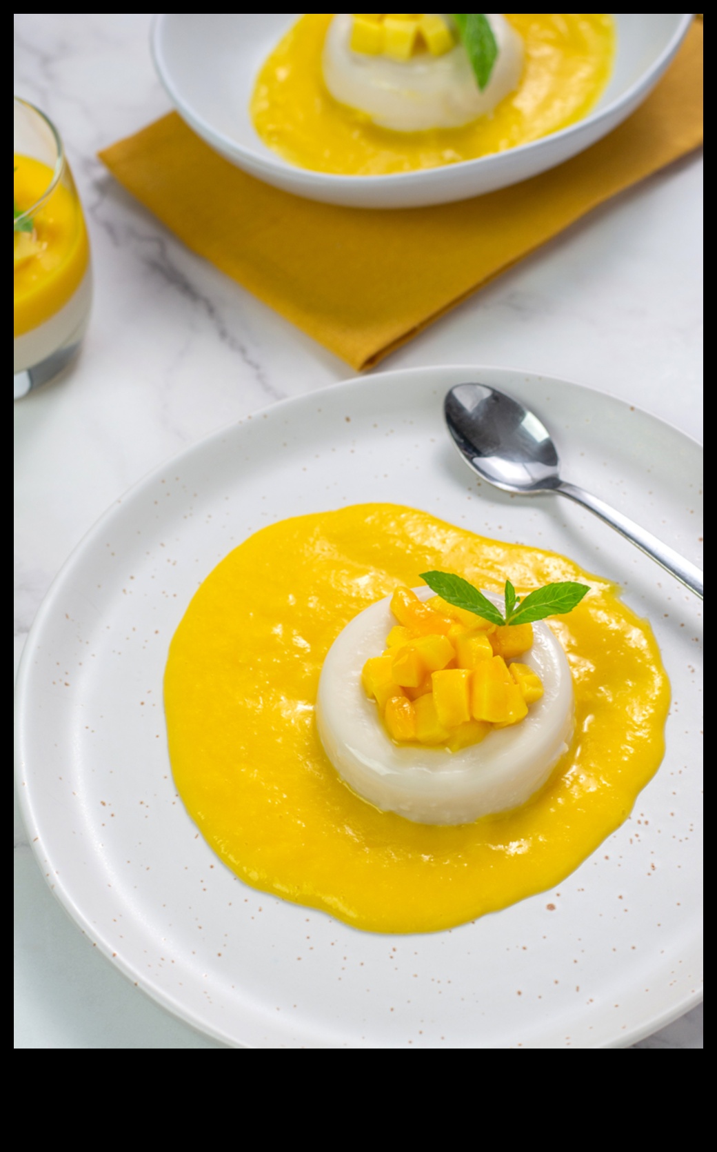 Tropical Temptation A Taste of the Tropics with Fresh Juices 3 פיתוי טרופי: התמכר לטעמים האקזוטיים של מיצים טריים