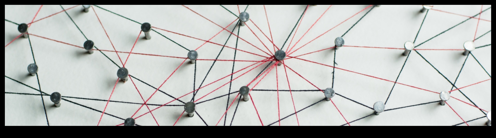 מרכז קהילה: ניווט בלב החיבורים המקוונים