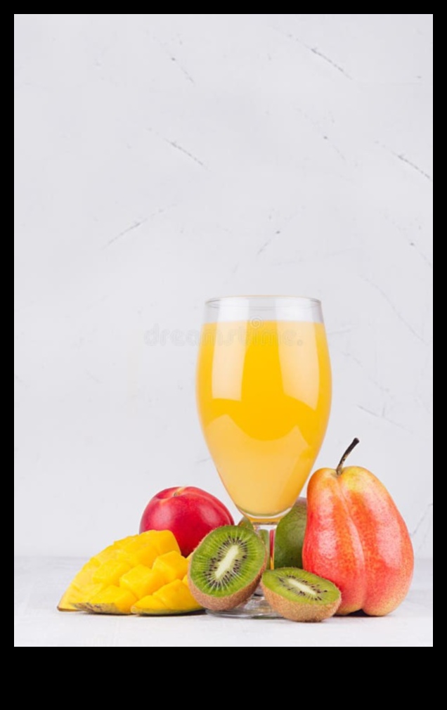 אלגנטיות טרופית: ללגום מיצי פירות טריים מעולים בסטייל