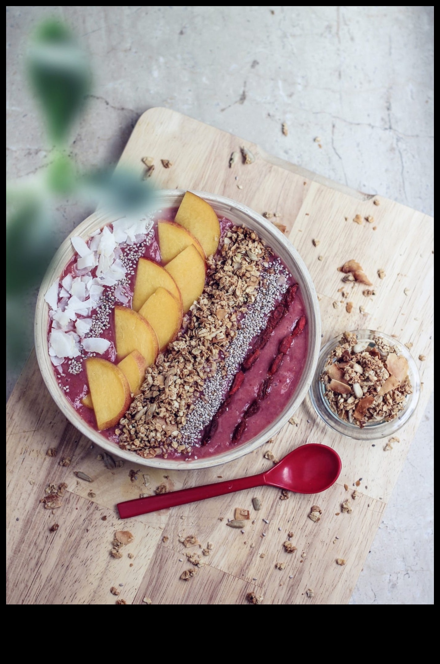 Smoothie Bowls 101: יצירת יצירות מופת של פירות אינסטה ראויות