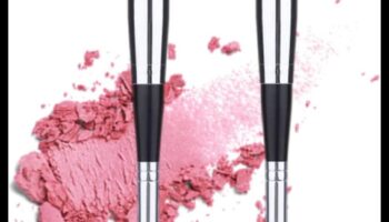 פלאות עם קצוות כפולים: חקר הרבגוניות של כלי איפור שניים באחד