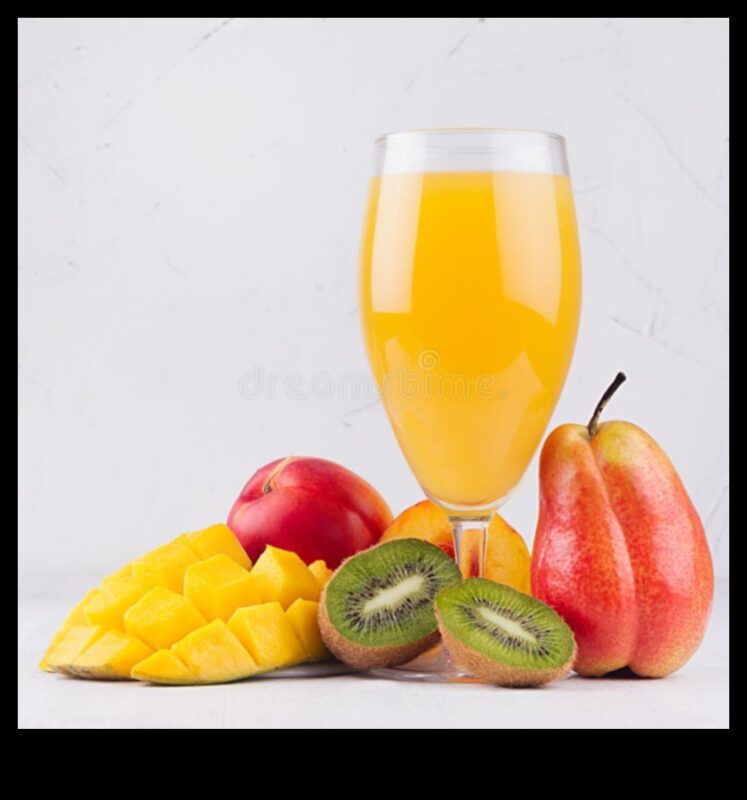 אלגנטיות טרופית: ללגום מיצי פירות טריים מעולים בסטייל