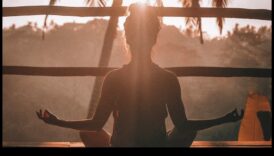 זוהר פנימי: העלה את הרווחה הגופנית היומית שלך באמצעות מדיטציה