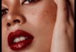 אהבת שפתון: חקירת הפיתוי של צבעי שפתיים עזים